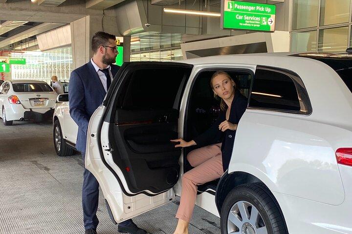 JFK AIRPORT LIMO | JFK Transfer nach Manhattan mit Stretchlimousine