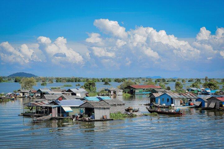 Guidad flytande bybåttur i Siem Reap