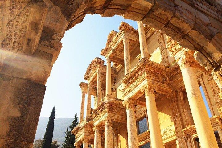 6 jours - Istanbul, Kusadasi (Éphèse), Pamukkale / en avion