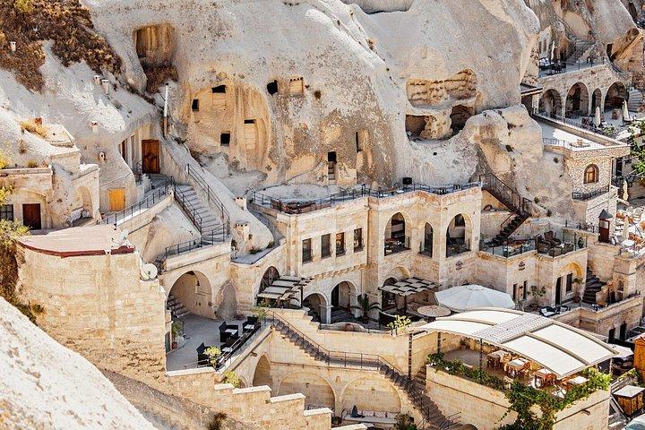 2 Days 1 Night Cappadocia Tour from Istanbul by Plane With Optional Balloon Ride