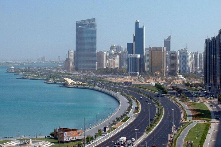 Disfrute del Burj Khalifa con una cena en uno de los restaurantes de la torre