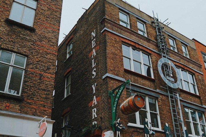 コヴェントガーデンの呪い - WhatsAppでアウトドアアドベンチャーハント