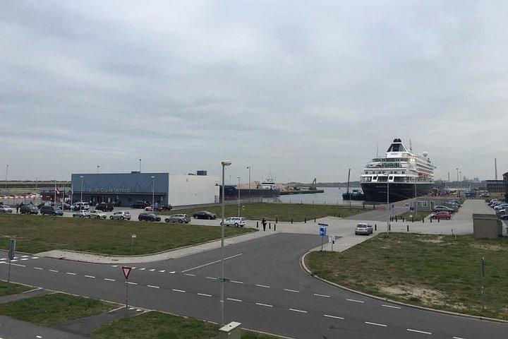 Amsterdam to IJmuiden Private Transfer