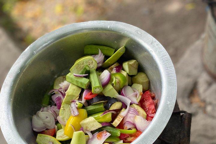 Spice tour and cooking class (local food)