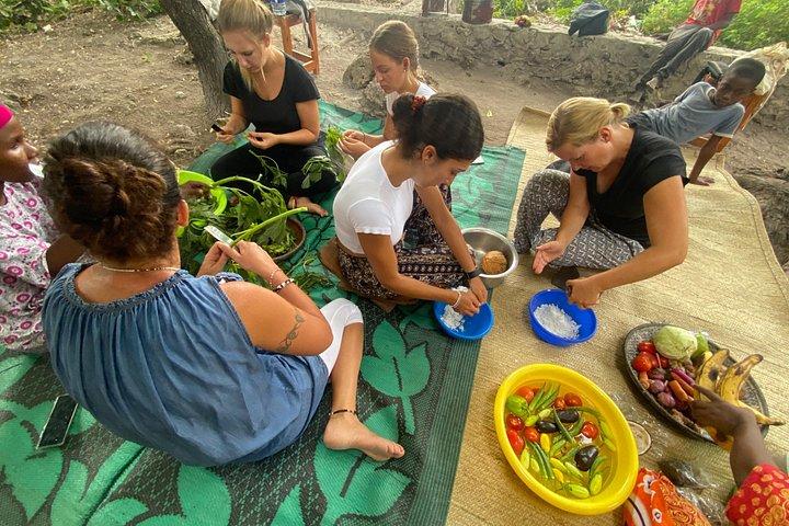 Spice tour and cooking class (local food)
