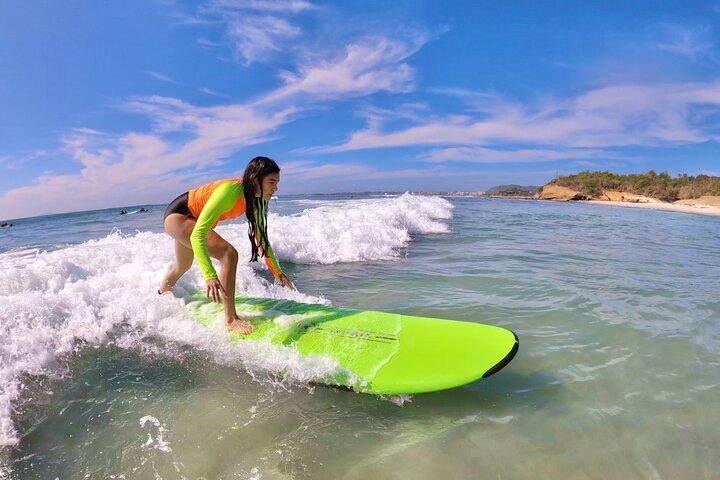 Surf lessons in Puerto Vallarta and Nayarit