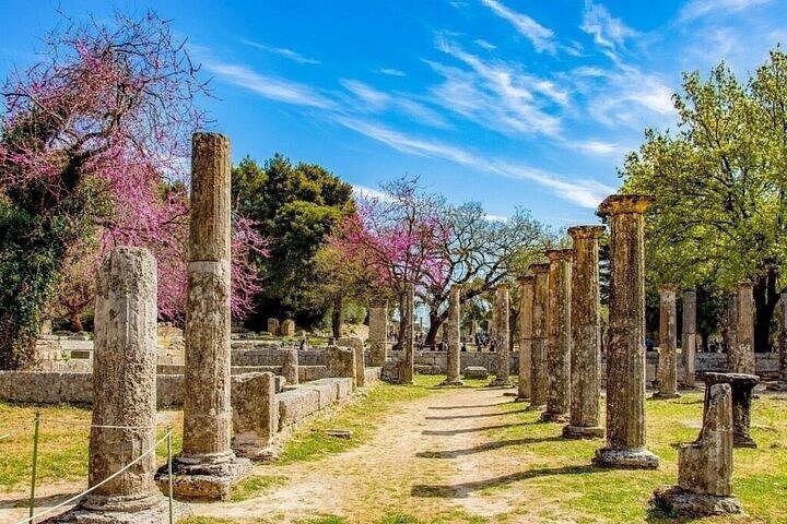 ギリシャの古代メッセネとオリンピアの 2 日間ツアー