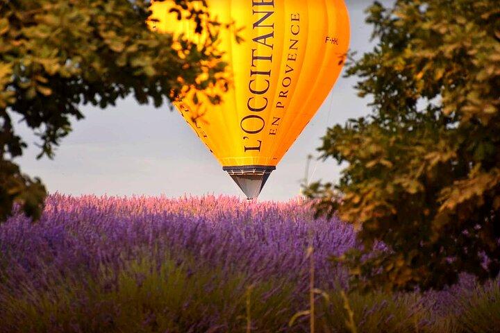 Provence-Heißluftballonflug von Forcalquier aus