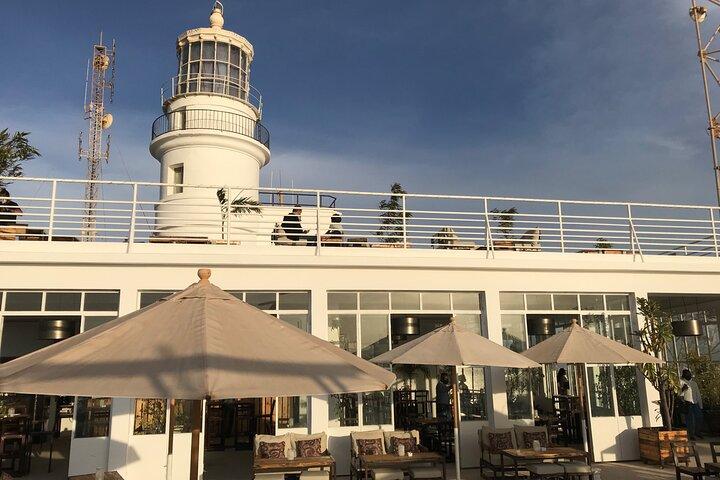 Faro de Mamelles e isla Ngor (recorrido a pie)