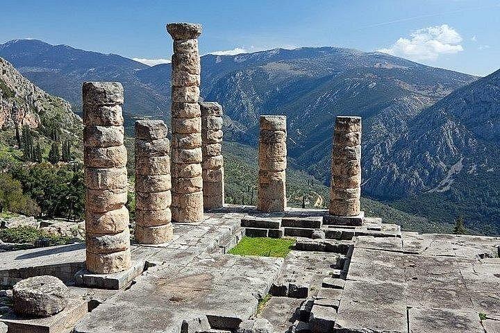 2-Day Private Tour to Delphi and Meteora from Athens