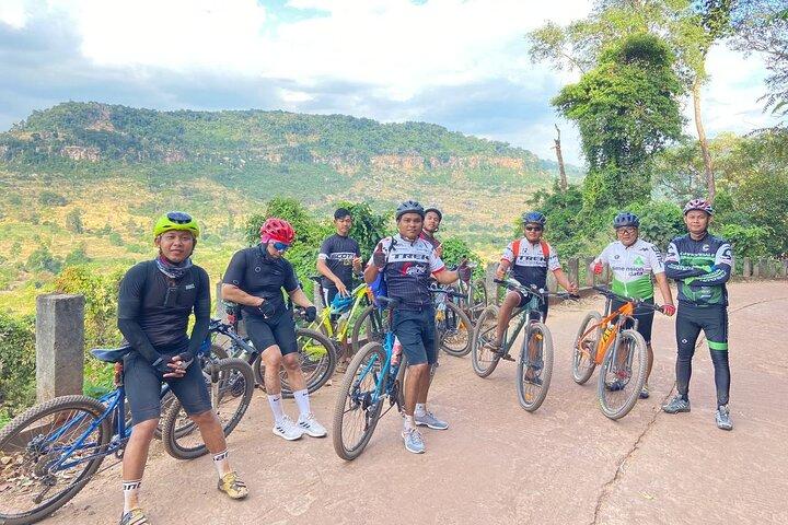 Día completo en bicicleta de montaña Kulen a la cascada