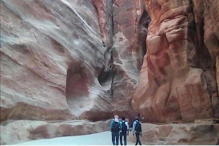 Amman to Petra round trip