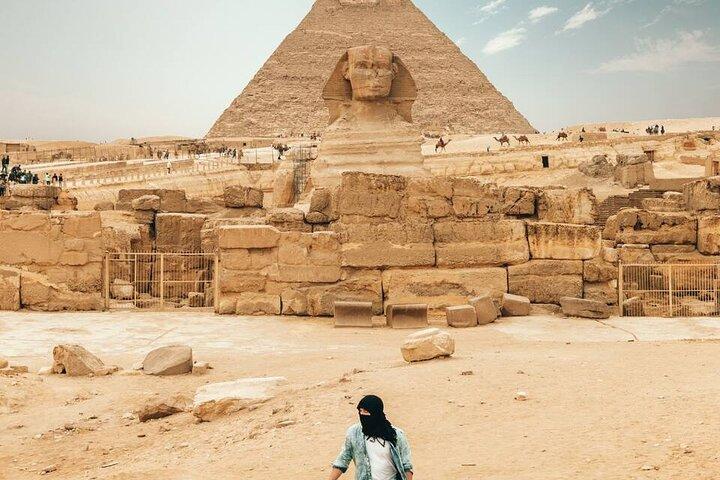 Tour to pyramids, Royal mummies & Civilization museum
