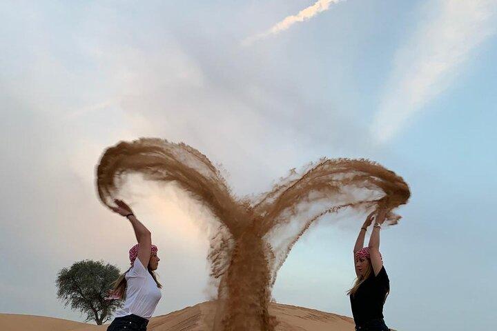 Safari dans le désert et sandboarding avec dîner à Dubaï