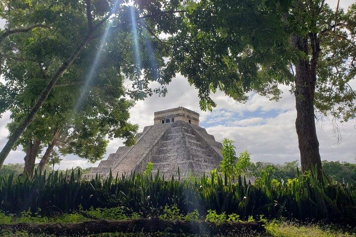 Visite privée de Chichen Itza, Cenote et Valladolid avec déjeuner