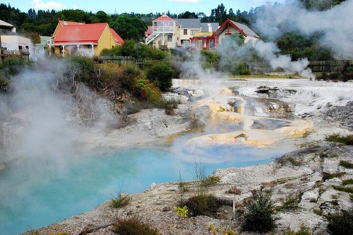 Rotorua Geothermal Living Maori Village Tour Visite de 6,5 heures de Whakarewarewa