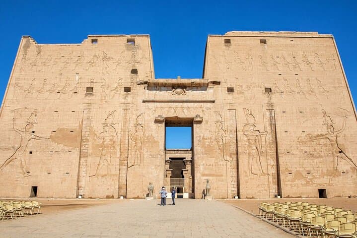 Aswan, Edfu, and Kom Ombo Private Full-Day Tour from Luxor by Road and Rail