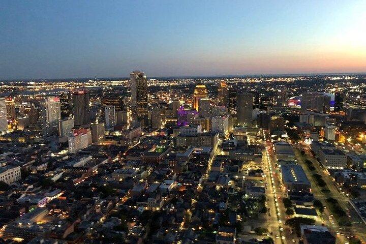 ニューオーリンズ シティ ライツ ナイト ヘリコプター ツアー