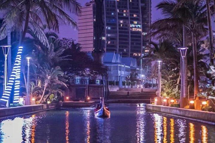 Magisk Gondola Night Boat Cruise i Durban