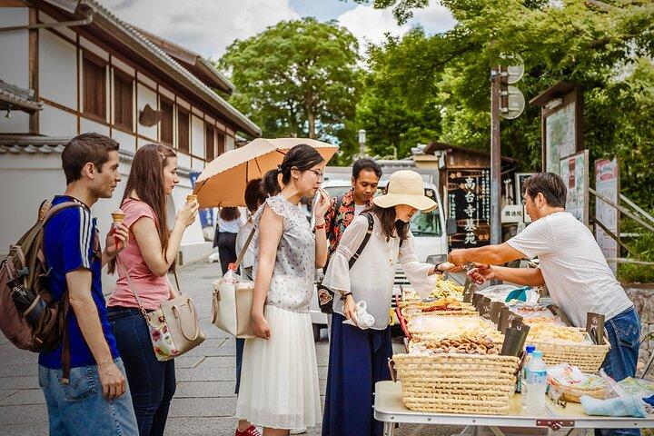 地元の食通との京都プライベートフードツアー：100％パーソナライズ