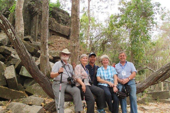 Tour privato di un'intera giornata al tempio di Beng Mealea e Bakong