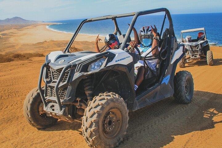 Circuit en UTV entre plage et désert à Cabo