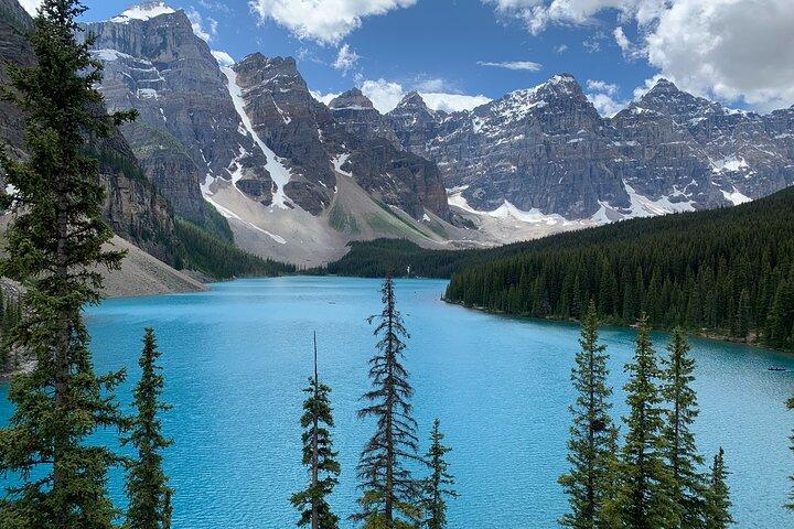 Tour privado para hasta 24 invitados de Lake Louise y Icefield Parkway