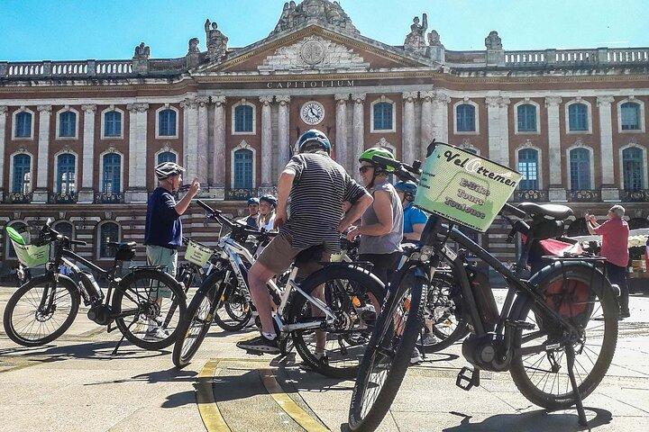 Tour en bicicleta eléctrica por Toulouse : Centro de la ciudad & Garona