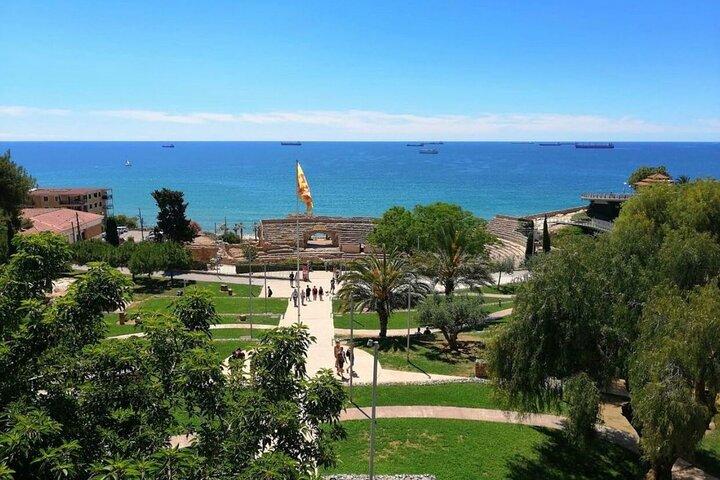 Giornata intera visitando Tarragona e Sitges da Barcellona