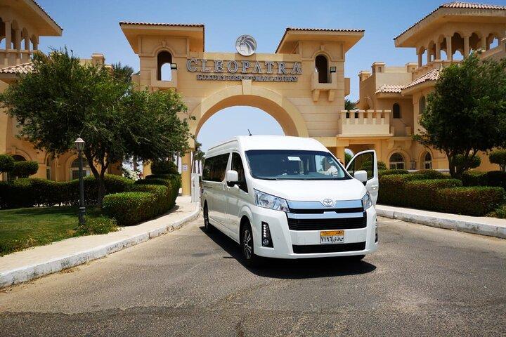 Transfer from Hurghada to Cairo by van