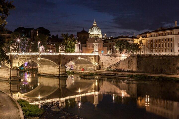 Visite privée de Rome la nuit avec prise en charge
