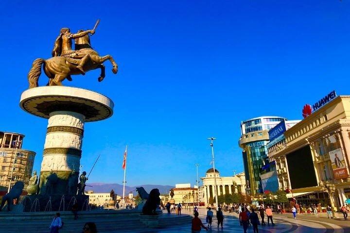 Tour de 2 días a Kosovo y Macedonia del Norte desde Tirana
