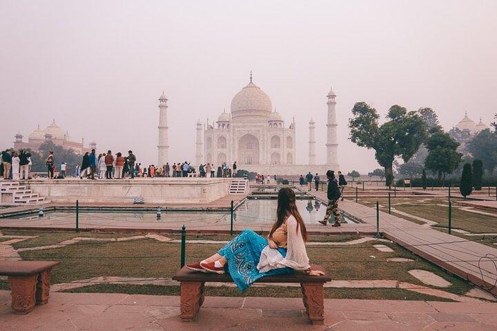 Alba Taj Mahal Tour con il Forte di Agra e Fatehpur Sikri