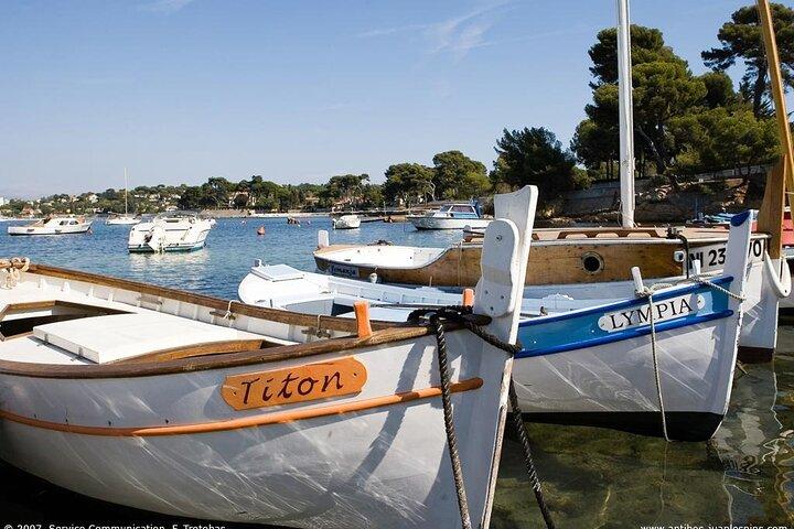Tour di mezza giornata per piccoli gruppi di Saint-Paul-de-Vence, Antibes e Cannes da Nizza