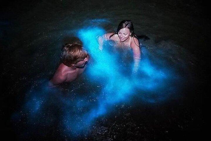 Excursión a la laguna luminosa "Aguas relucientes" desde Falmouth
