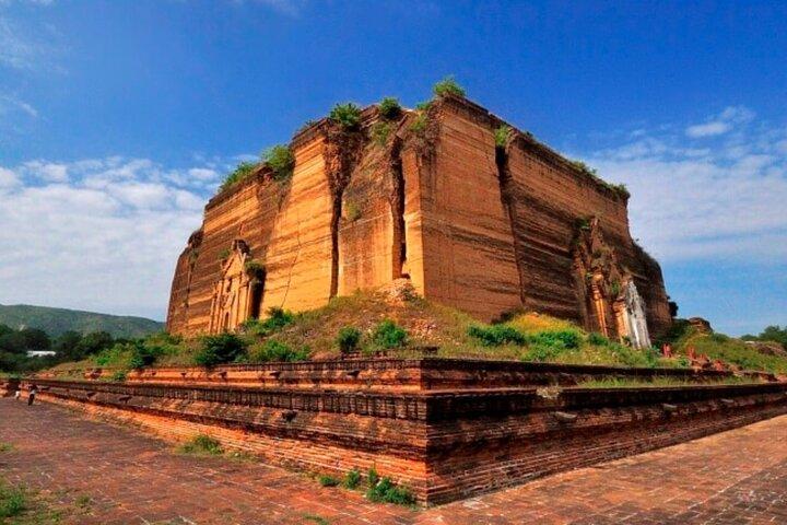 Amarapura, Mingun, Sagaing, Innwa Sightseeing Tour
