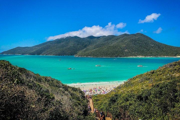 アライアル・ド・カボ日帰り旅行（リオデジャネイロ発 ） ： ボートツアー＆ビーチ