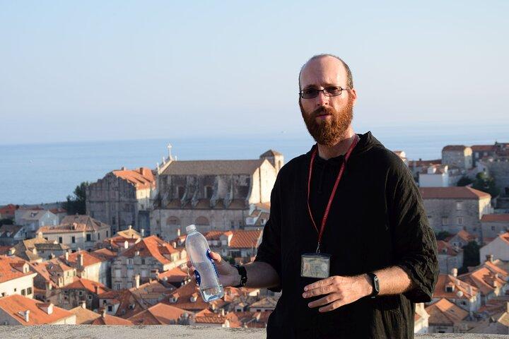 Walls Of Dubrovnik: 地元の人との小グループウォーキングツアー