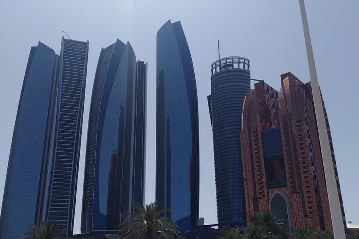 Abu Dhabi : Private Tour with professional Driver from Dubai