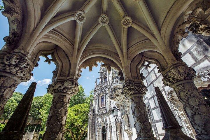 Pena Palace, Regaleira,Cascais Private Tour All Tickets Included