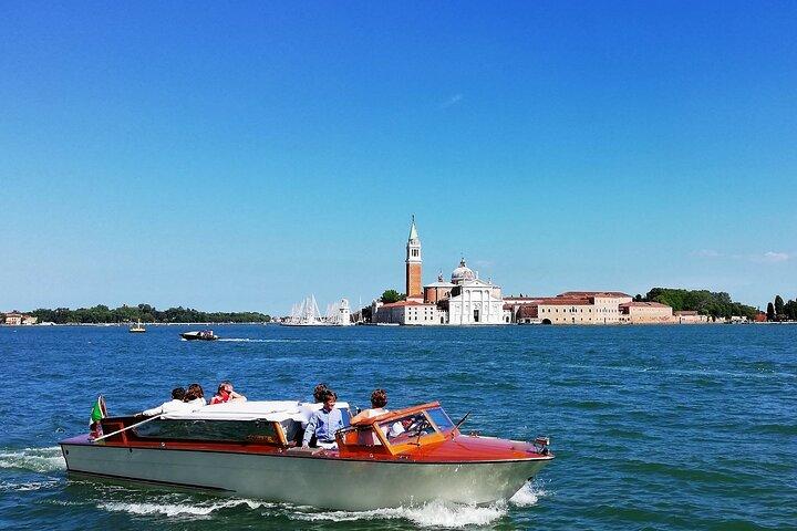 Veneza em um dia: Cidade Walk, Murano & Burano com almoço
