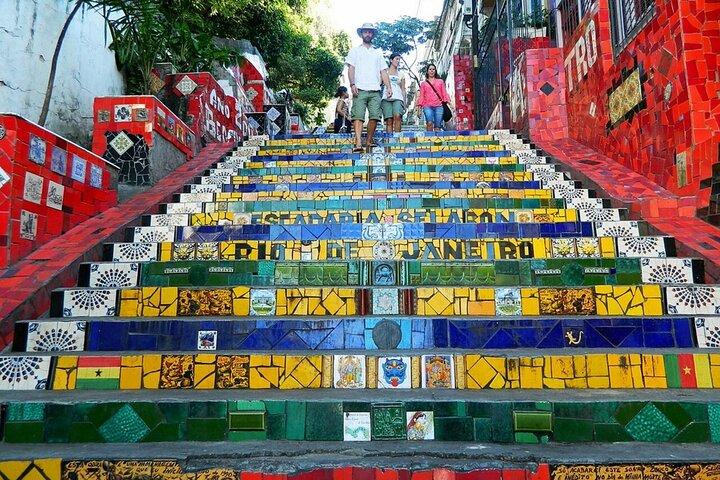 コルコバードのキリスト像とセラロンの半日シティ ツアー