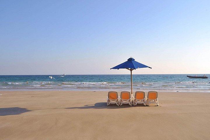 カイロからアイン エル ソフナ レッド シー ビーチへの日帰り旅行