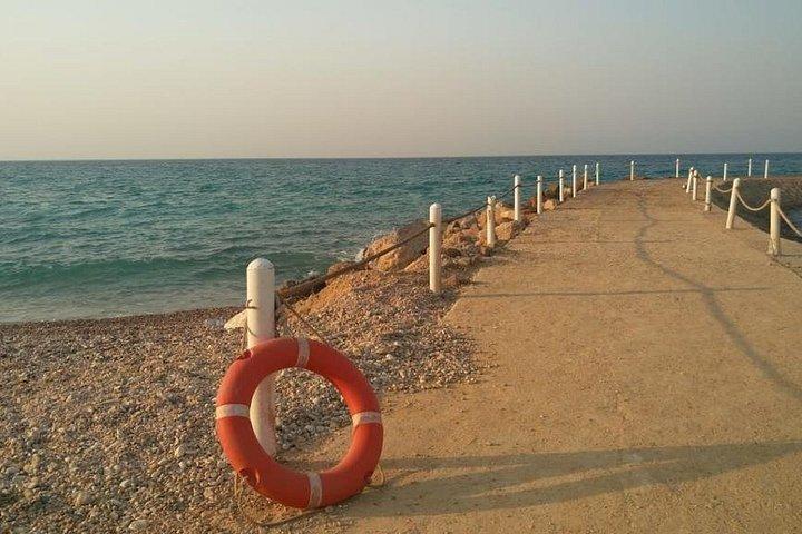 カイロからアイン エル ソフナ レッド シー ビーチへの日帰り旅行