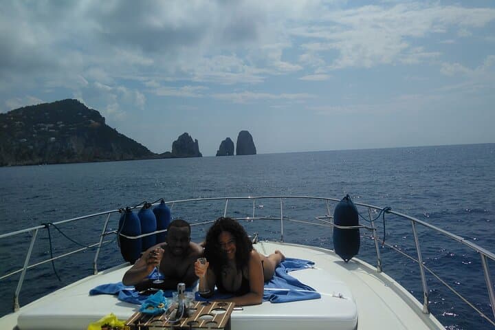Private Cruise from Naples to Capri and Amalfi Coast - yacht 40'