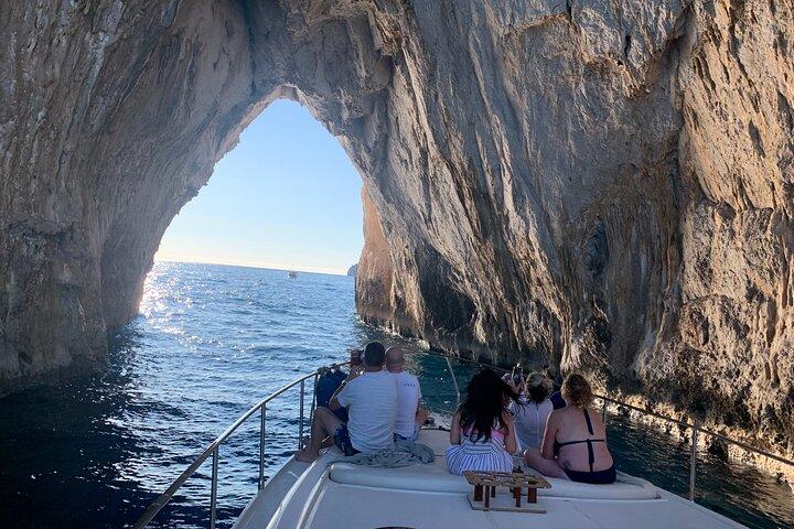 Privat kryssning till Capri och Amalfikusten från Sorrento eller Capri - yacht 50'