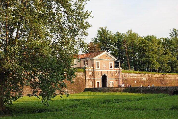 Lucca: Selbstgeführte Radtour mit MAP