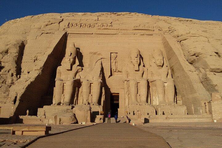 Overnatningstur til Abu Simbel fra Aswan