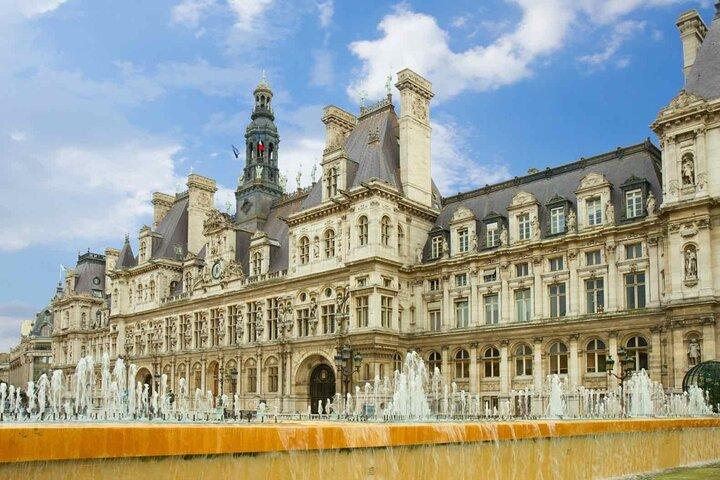 Privater Transfer: Paris zum Disneyland Park oder Hotel im Luxus-Van