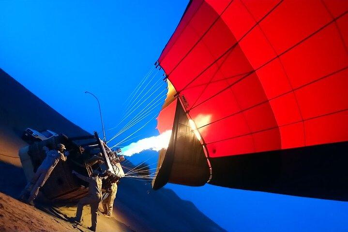 Enjoy Views Of Dubai Beautiful Desert By Hot Air Balloon From Dubai & Falcon